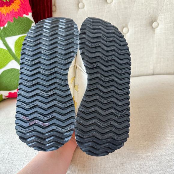 New Balance 237 Athletic Sneaker Women Size 8 Men Size 6 - Picture 5 of 11